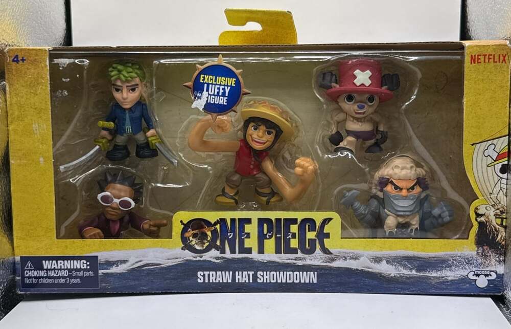 Moose Toys One Piece Straw Hat Showdown 5-Pack Figure Set